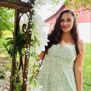 Meet your Posher, Julie